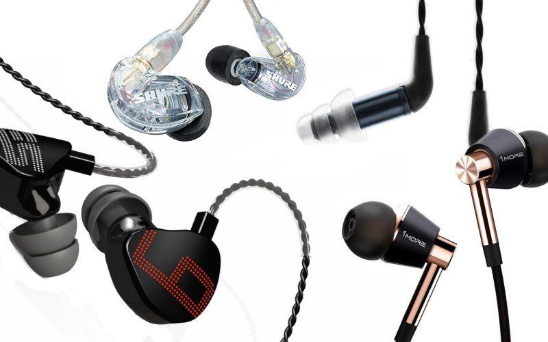 In-Ear Monitors vs Headphones: Which is Right for You