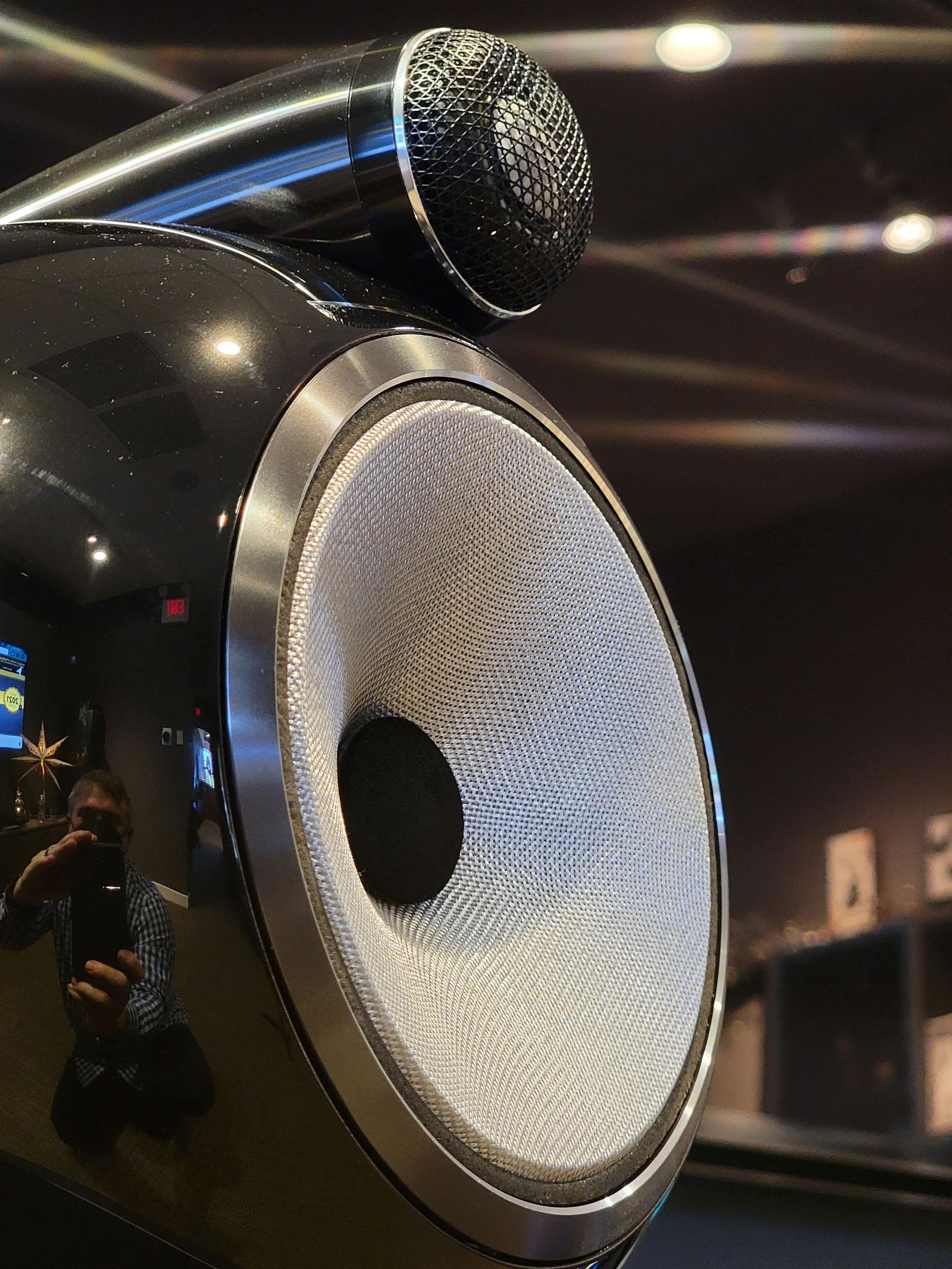 The 801 D4 is the undisputed heavyweight champion of the Bowers & Wilkins speaker lineup. Hear what they sounded like at the demo. 43511cf4 20211113 145917
