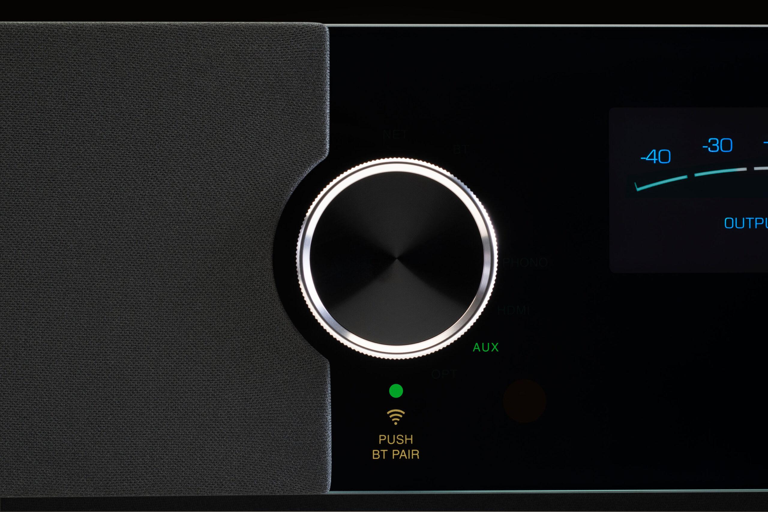 Two wireless speakers, the RS150 and RS250, offer streaming convenience with unmistakable McIntosh style, quality & performance. McIntosh c43c432f rs250 input aux hi res scaled