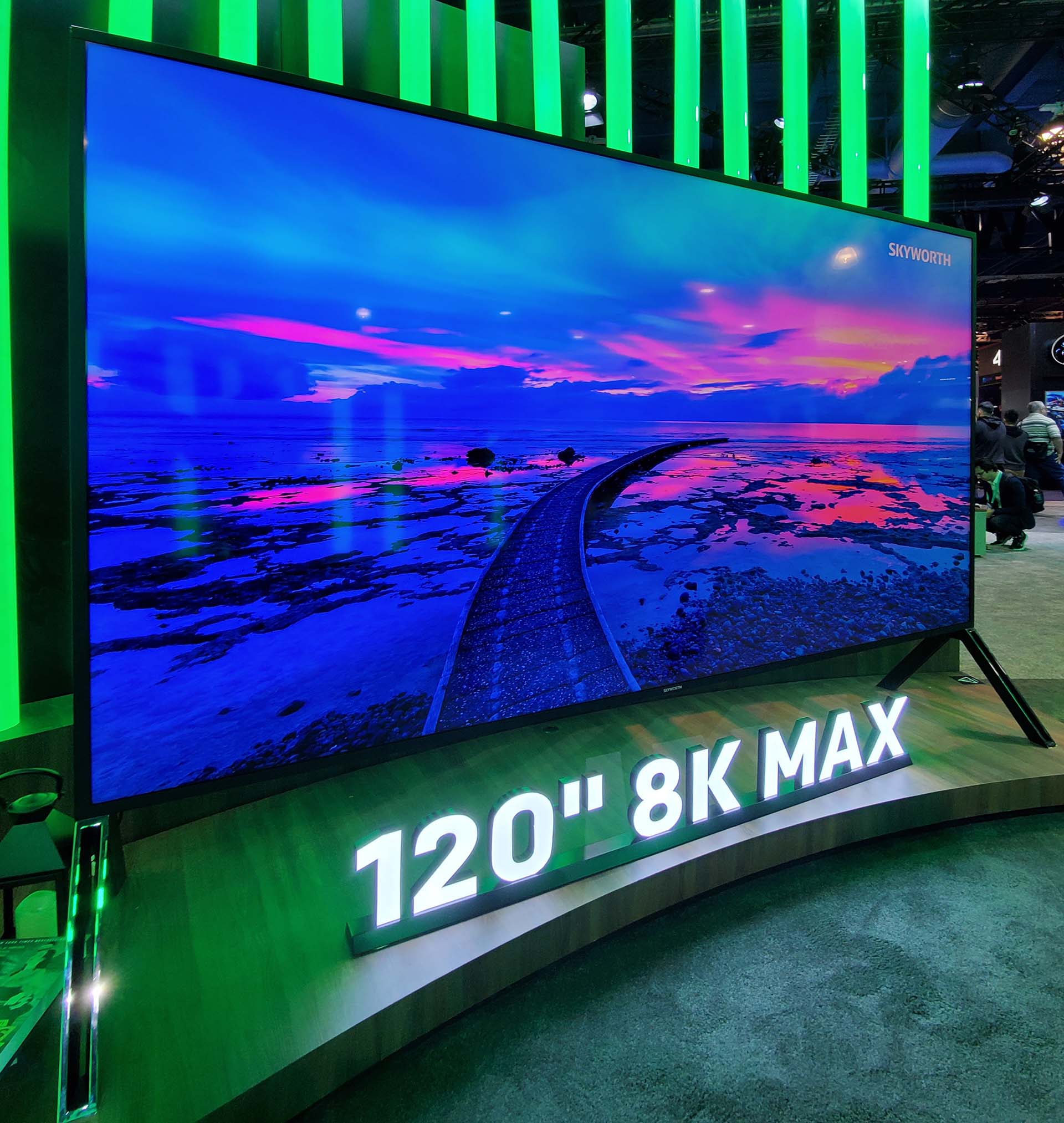 The Truth Hz Affordable 85 And 98 TVs Are Here Can Projectors Still 