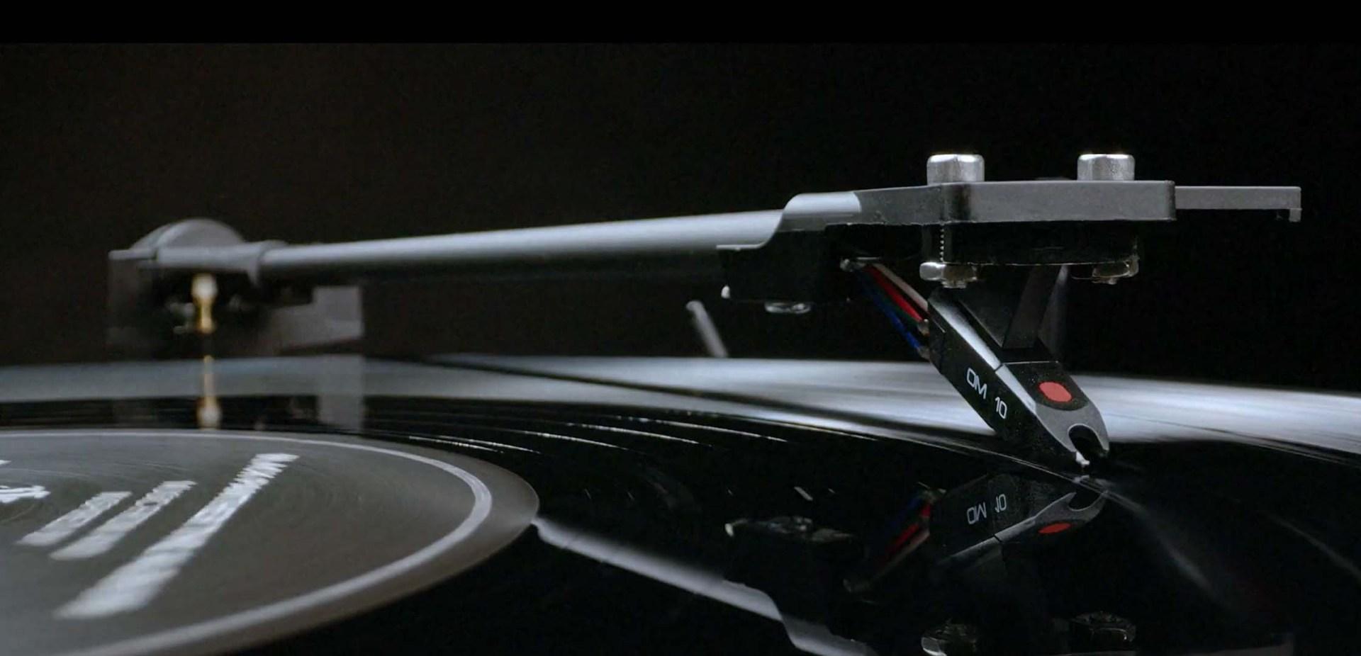 Pro-Ject's latest turntable is plug-and-play, automated, and made in Germany. e9a77fb8 ortofon pro ject