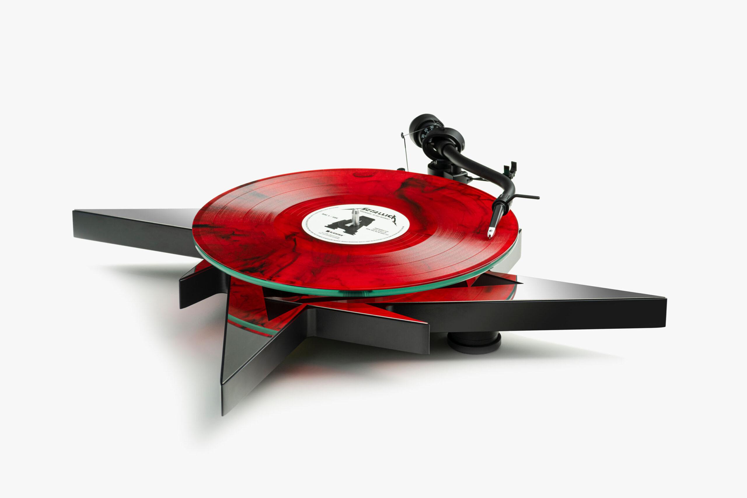 You won't mistake this turntable for any other! 98aacdd7 metallica tthardwired record scaled