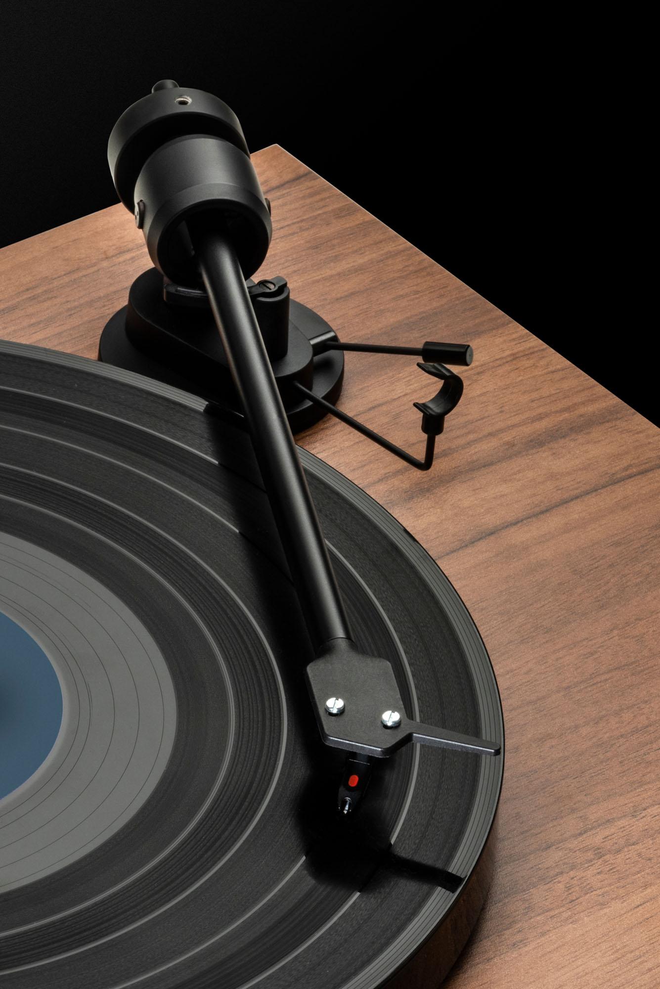 Audiophile quality, entry-level prices define this new series d5b631af e1 playing vinyl