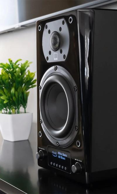 https://images.hometheaterreview.com/htr-stateless/2022/08/5f15d4df-wirelessprospeakers-drivers1.jpg?imgeng=/w_400