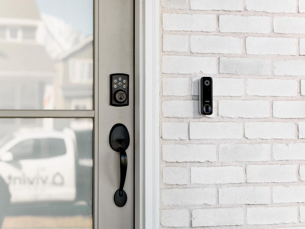 Are you torn between Vivint and SimpliSafe? Check out our guide today to see which is the better option for you! vivint vs simplisafe dba29a91 q1 brand dbcpv2 0244 1000x750 6d722cd