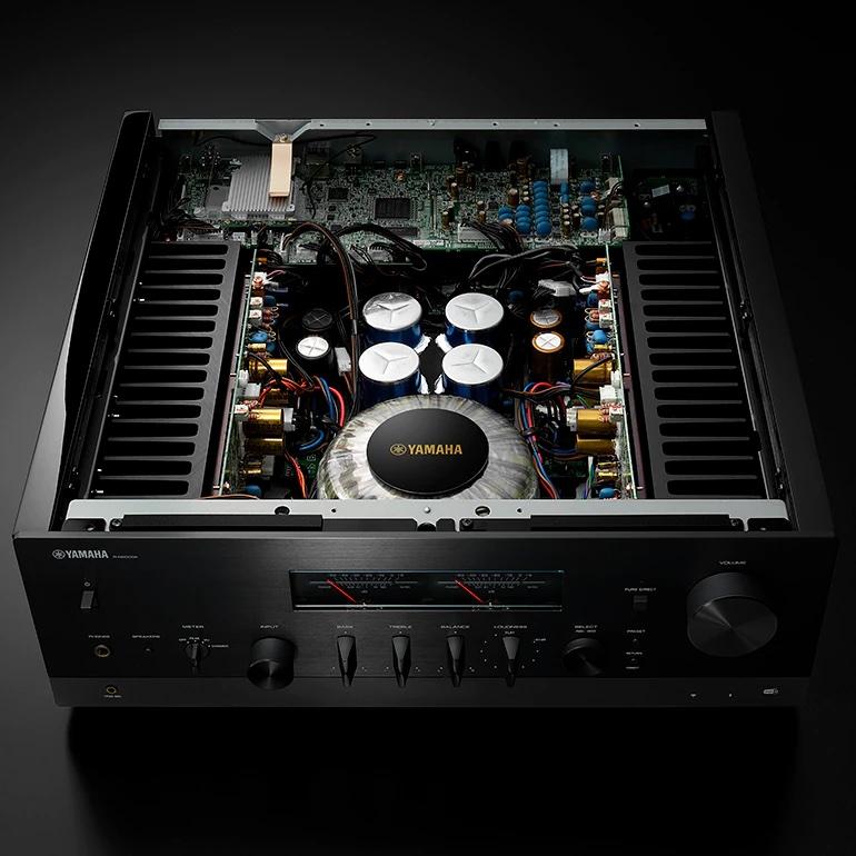 This integrated amplifier incorporates flagship technology for superior sonics. 9a25dae3 04 inside yamaha r n2000a