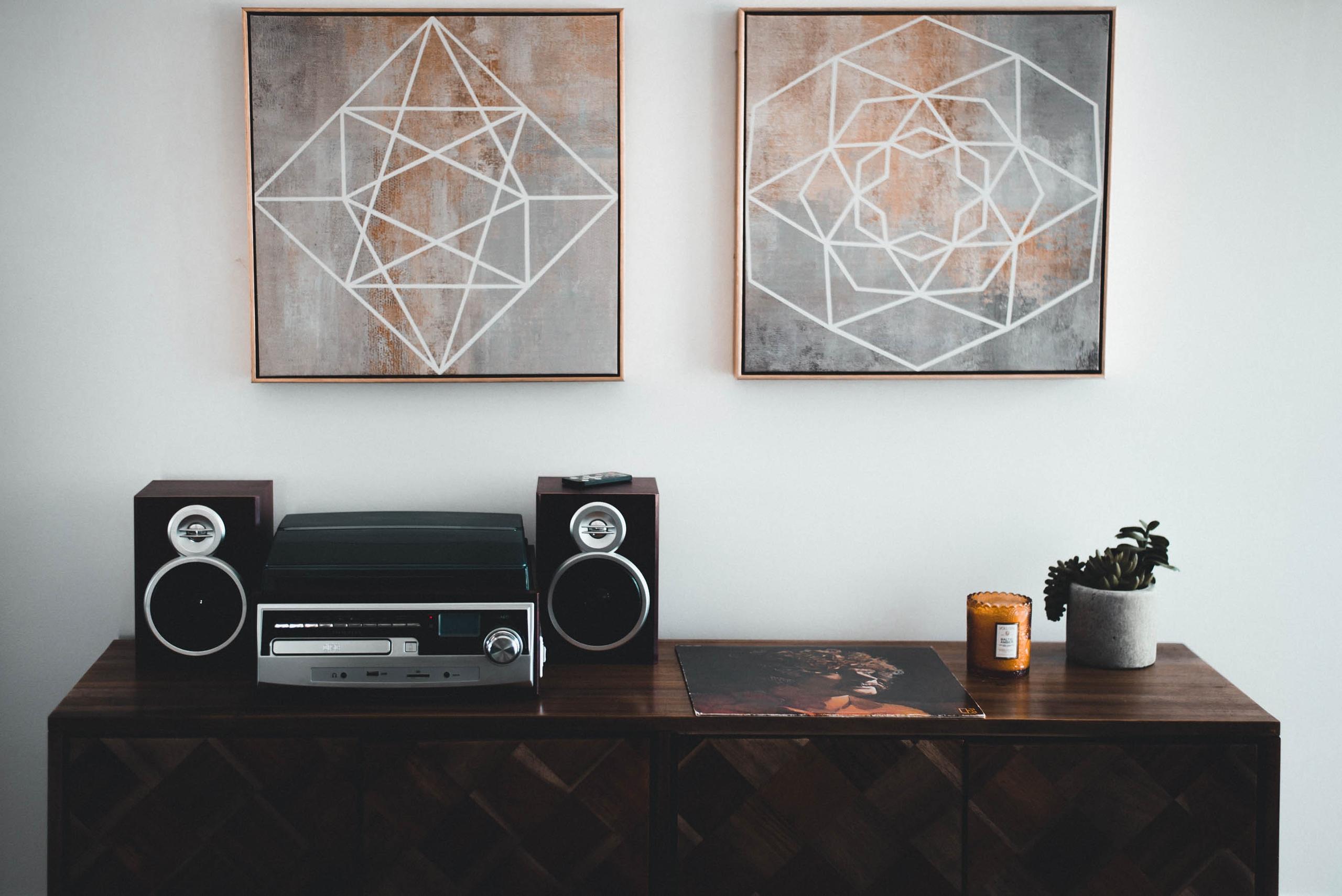 Wired Vs. Wireless Audio Systems Quality, Convenience And Reliability