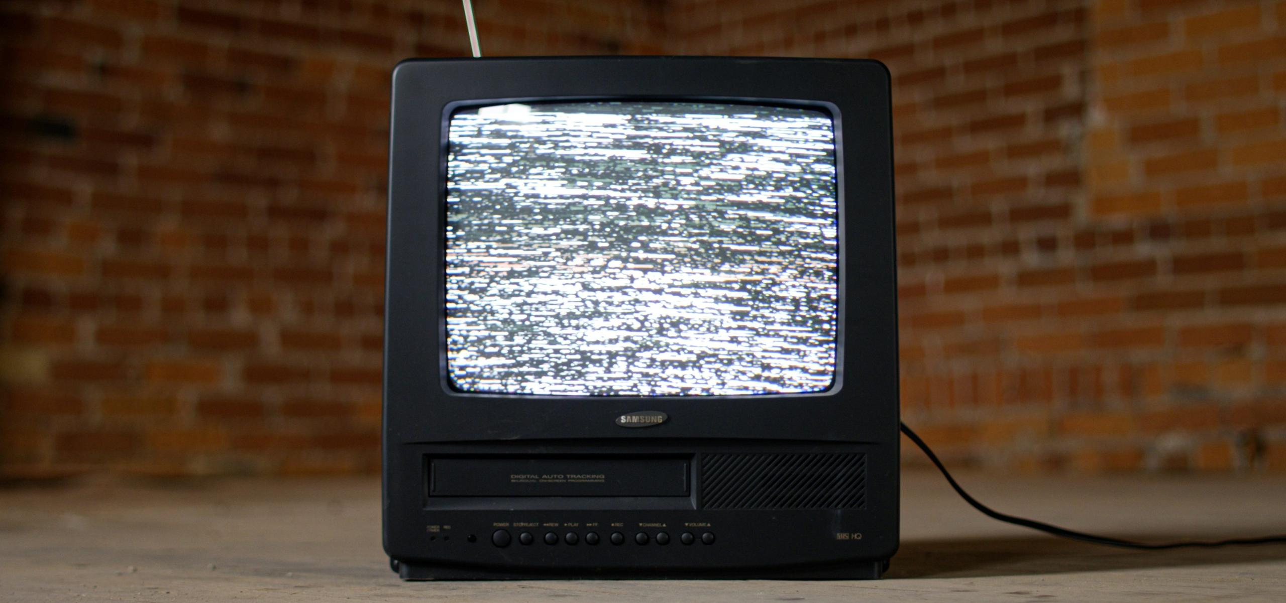 Test shot for short film. Static tv in an industry warehouse type setting. Brick wall. 

Follow me on Insta @zvessels55