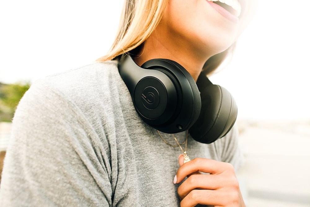 【美品】Beats studio３wireless ブラック Amazon.com: Beats Studio3 Wireless Over-Ear Headphones The