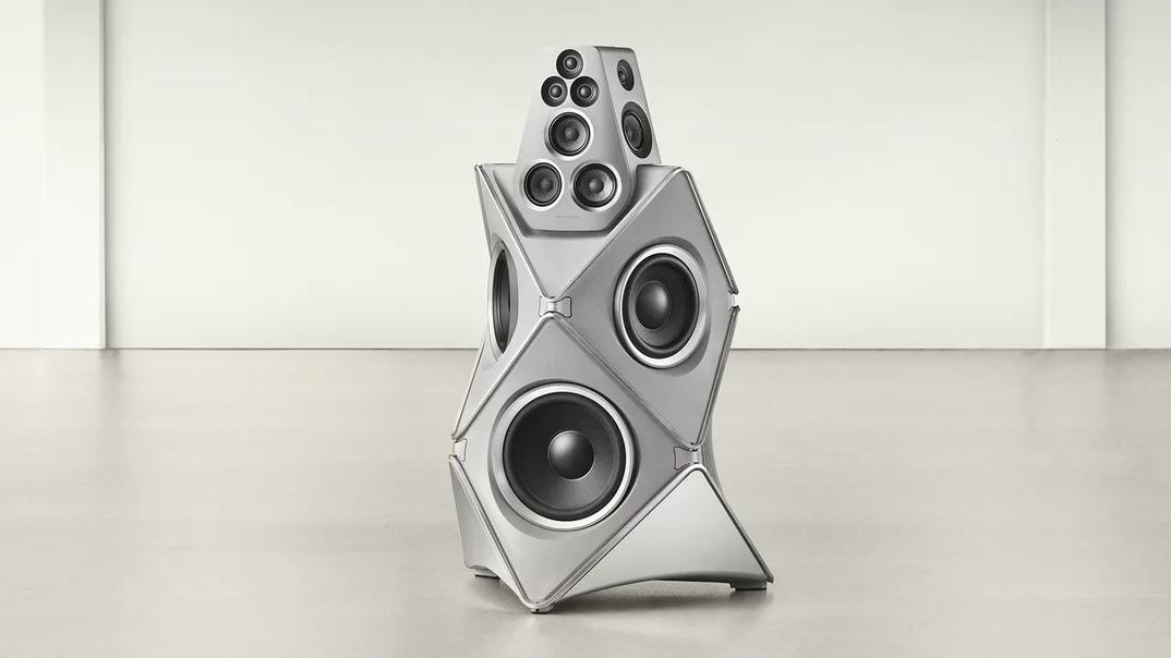 This Stripped-Down $200K Speaker Looks Like It Belongs in a Sci-Fi