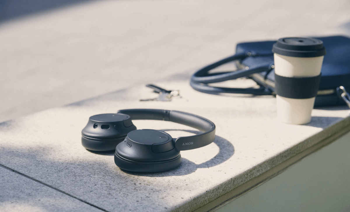 Sony’s Best Budget ANC Headphones Are Practically Going for Pennies Before Black Friday Hits 4 Sony WH-CH720N in black color.